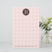 Lichtroze Plaid Monogram Briefpapier (Staand voorkant)