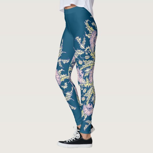 Lichtroze Poppies op Donkerblauw, Botanisch, Bloem Leggings (Links)
