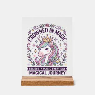 Licorne Couronnée en Typographie Gras Magique Grap
