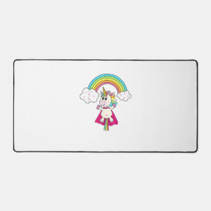 Licorne de super-héros vole au T-Shirt T-Sh arc-en