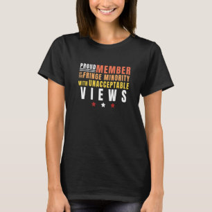 lid van de voorste minderheid met onaanvaardbaar t-shirt