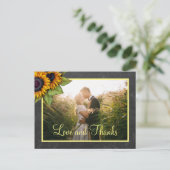 Liefde en bedankt zonnebloemen bruiloft dank u briefkaart (Staand voorkant)