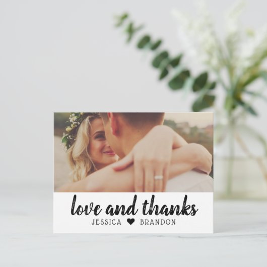 Liefde en Bedankt Zwart Rustiek Script Bruiloft Fo Briefkaart (Staand voorkant)