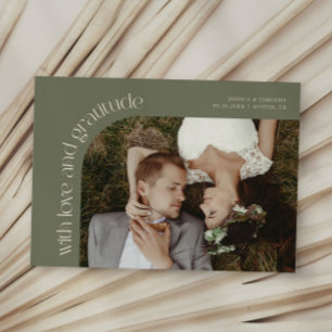 Liefde en Dankbaarheid Saliegroen Trouwfoto Bedankkaart