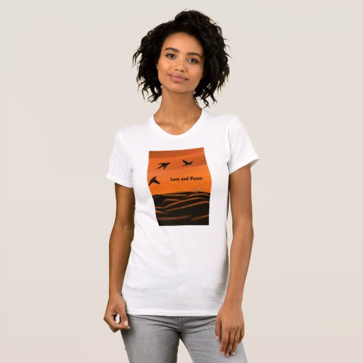 Liefde en Vrede T-shirt voor vrouwen (Voorkant volledig)