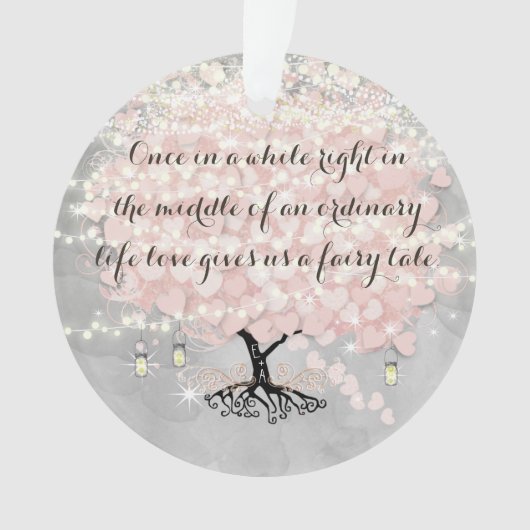 Liefde geeft ons fairy Tale Heart Leaf Tree Weddin Ornament (voorkant)