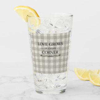 LIEFDE GROEIT IN ELKE HOEK - GLAS