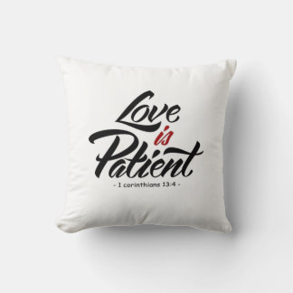 Liefde is Geduldig Hand Lettering Artistiek Design Kussen