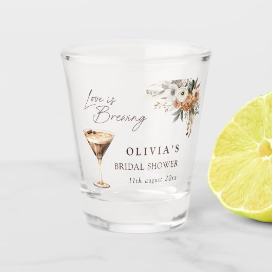 Liefde is het brouwen van Espresso Martini Vrijgez Shot Glas (Voorkant)