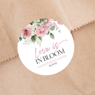 Liefde is in bloei Roze Roos Bloemachtige Bruiloft Ronde Sticker