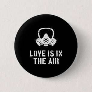 Liefde Is In De Lucht Grappige Anti-valentijnsdag Ronde Button 5,7 Cm