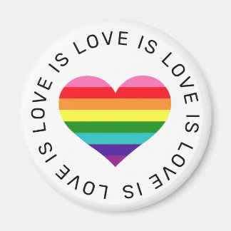 Liefde is Liefde Cirkeltekst Regenboog Hart Magneet