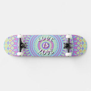 Liefde Is Liefde Pride Skateboard