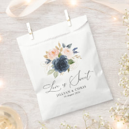 Liefde is lieve marine en blozen bloemenbruiloft bedankzakje