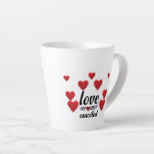 Liefde is niet geannuleerd latte mok (Rechterhoek)