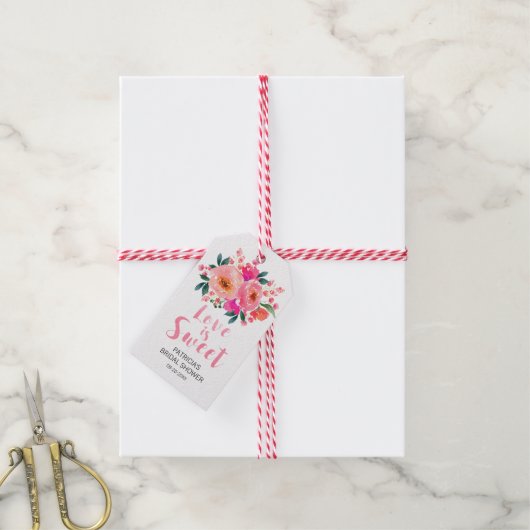 Liefde is Sweet Pink Floral Vrijgezellenfeest Favo Cadeaulabel (Met Touw)
