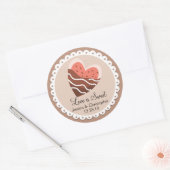 Liefde is zoet - Hart Koekje ondergedompeld in cho Ronde Sticker (Envelop)