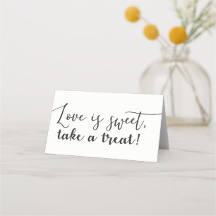 Liefde is zoet Neem een behandel Script Tafel Eet
