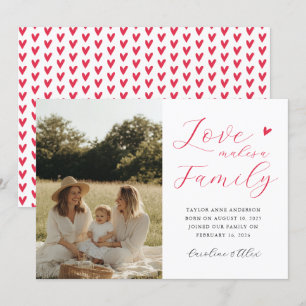 Liefde maakt een familiefoto adoptie geboorte aankondiging