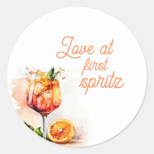 Liefde Op Het Eerste Spritz Bruidsdouche Uitnodigi Ronde Sticker