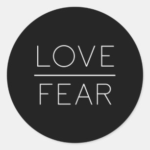 Liefde over angst ronde sticker