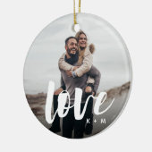 Liefde Script Overlay Persoonlijke paren Foto Keramisch Ornament (Links)