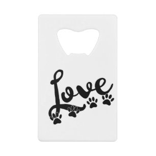 Liefde typografie met honden kredietkaart flessenopener
