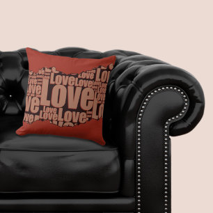 Liefde typografie patroon opkomende rood en zwart kussen