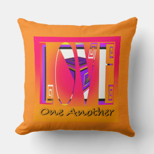 Liefde voor elkaar Grafisch Oranje Kussen