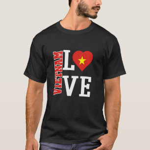 Liefde voor Vietnam met de Vietnamese vlag in een T-shirt