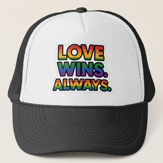 Liefde wint. Altijd – LGBTQ+ Pride Trucker Pet (Voorkant)