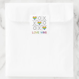 Liefde wint tic tac toe regenboog gay pride harten vierkante sticker