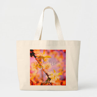 Liefde zit in de lucht en bruiloften in de familie grote tote bag