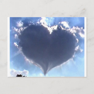 Liefde zit in de lucht: Heart Shaped Cloud: Wedden Briefkaart