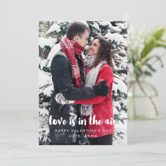 Liefde zit in de lucht moderne Valentijnsdag kaart (Staand voorkant)