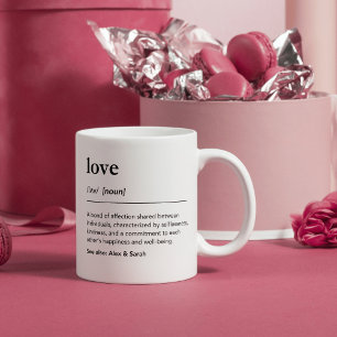 Liefdesdefinitie met paar- of familienamen koffiemok