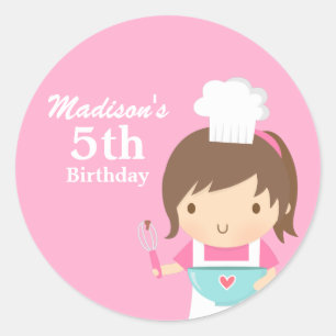 Lieve meisjeskok koken bakken verjaardagsfeestje ronde sticker