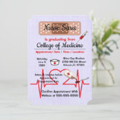 Lieve trendy afgestudeerde verpleegkundige kaart (Staand voorkant)