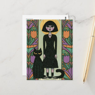 Lieve vrouw met haar zwarte kat met lange staart briefkaart