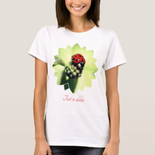 Lieveheersbeestje Op Bloem Van Amerikaanse Kornoel T-shirt
