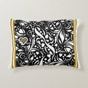 Life Quote Black Accent Pillow - Adiela Akoo Kussen