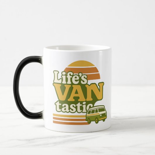 Life’s VANtastic Retro 70s Van Graphic Magische Mok (Links)