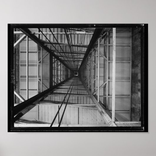 lift Hoistway Poster (Voorkant)