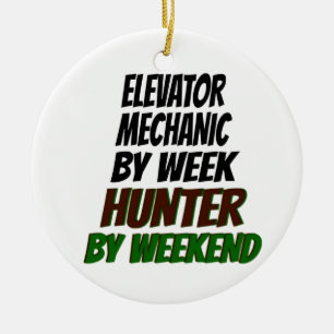 Liftmonteur houdt van jagen keramisch ornament