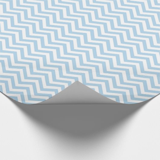 Light Blue and White Large Chevron Pattern V Cadeaupapier (Hoek)