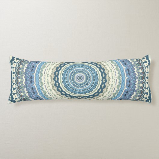 Light Blue Lavender Mandala Lichaamskussen (Voorkant)