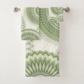Light Green Multi Mandala  Bad Handdoek (Insitu)