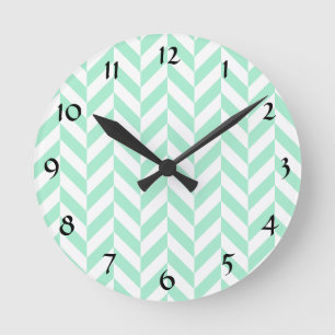 Light Mint Green Chevron Pattern Ronde Klok