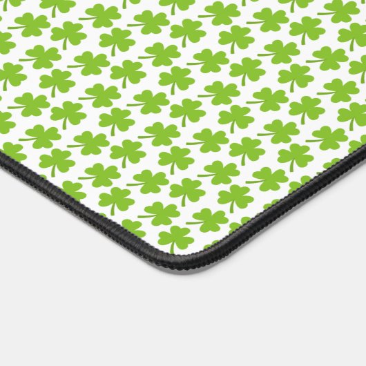 Light Shamrocks White (Coin)