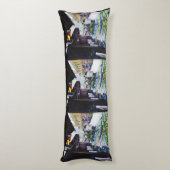 Lighter Side of Lavender Street, Singapore Lichaamskussen (Achterkant (Verticaal))